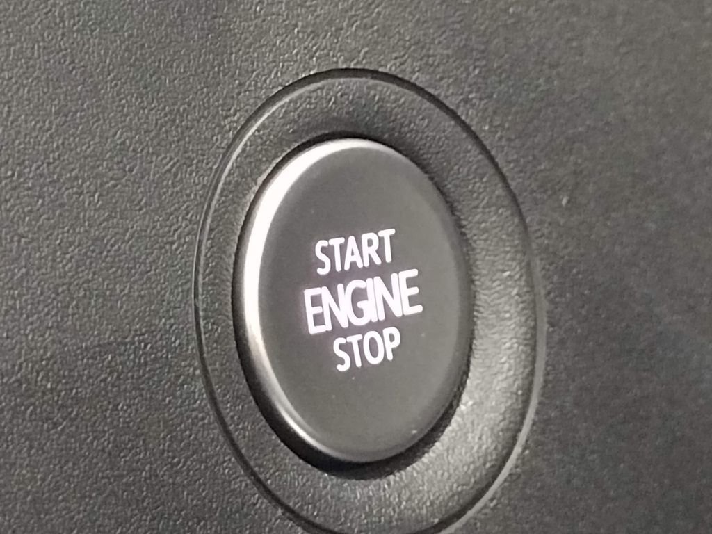 New 2026 Volkswagen ID.4 Pro image 28