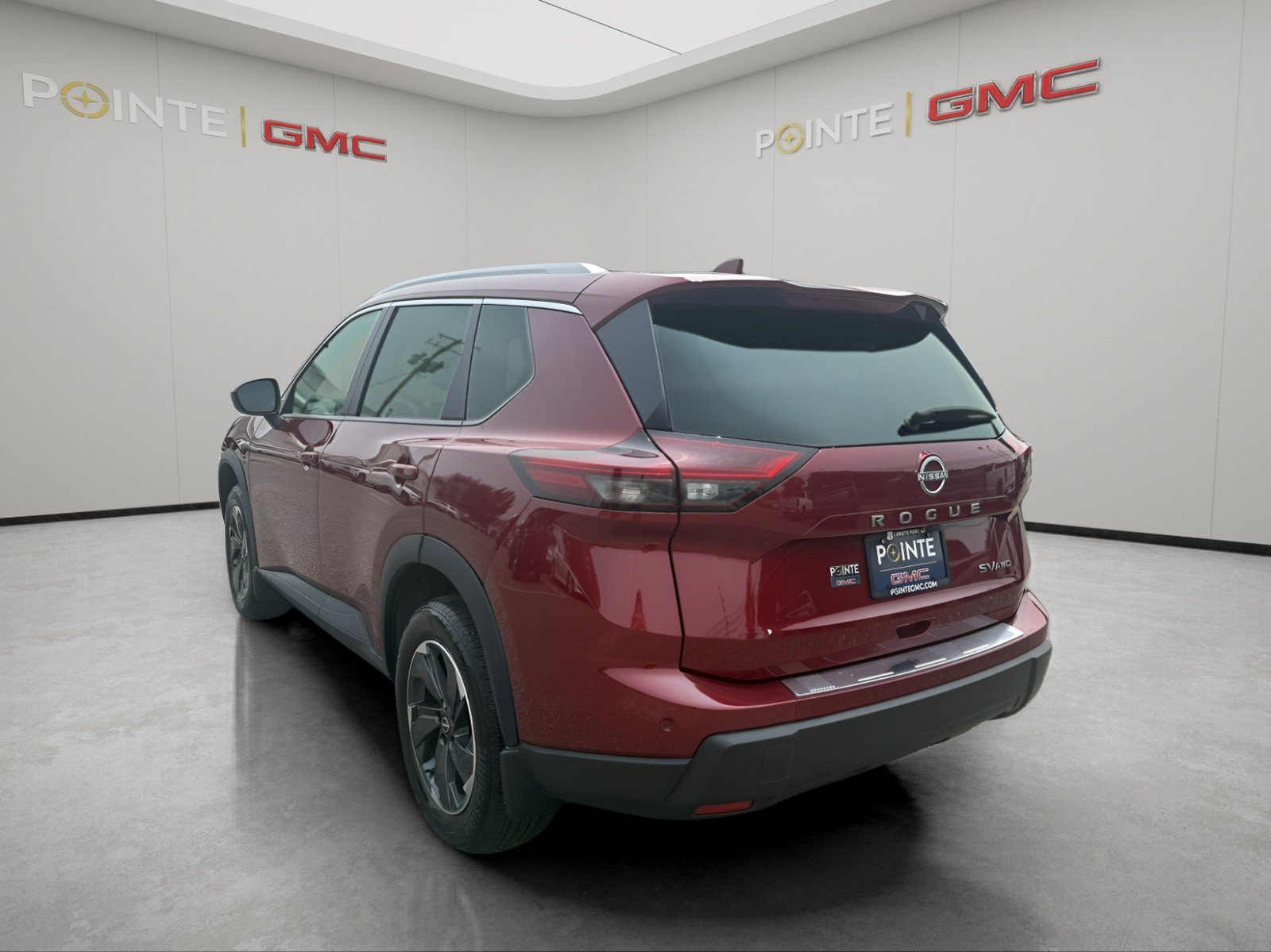 Used 2024 Nissan Rogue SV w/ SV Premium Package AWD/4WD image 5