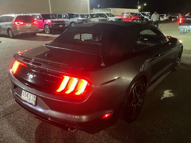Used 2019 Ford Mustang Premium image 9