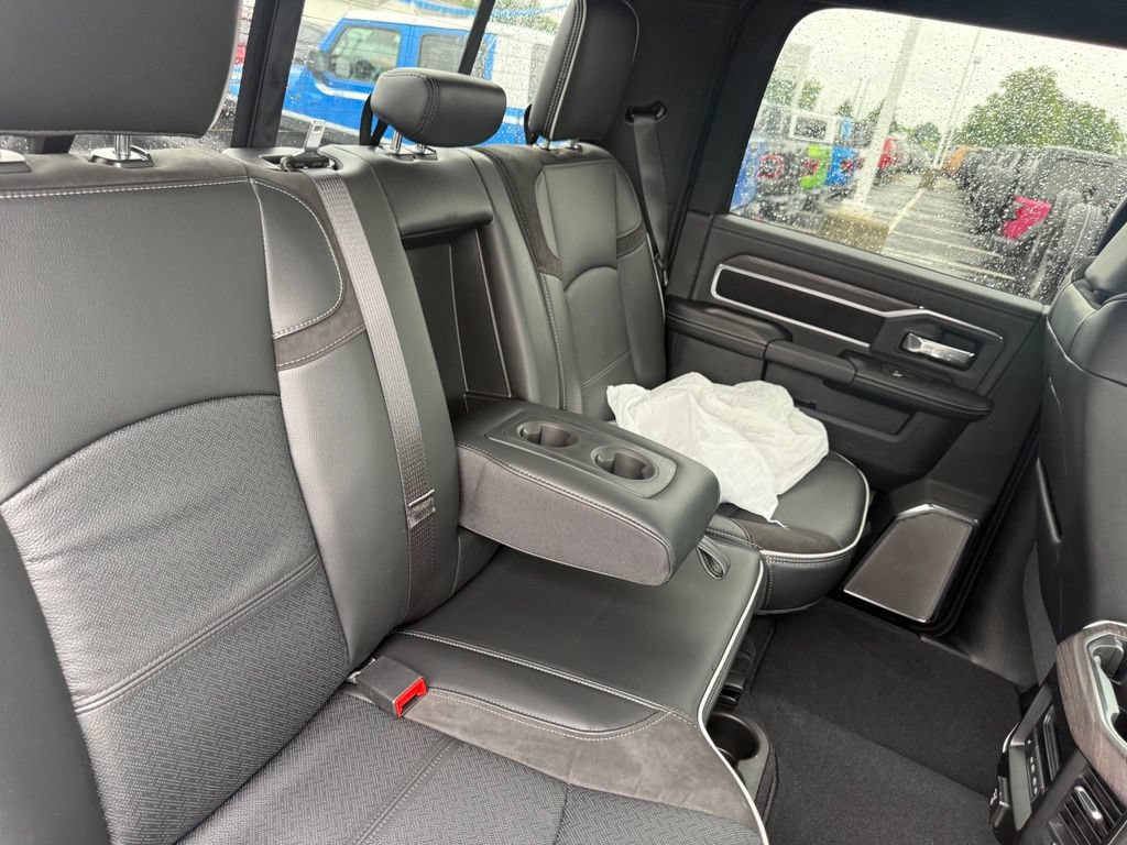 New 2026 RAM 2500 Laramie AWD/4WD image 59