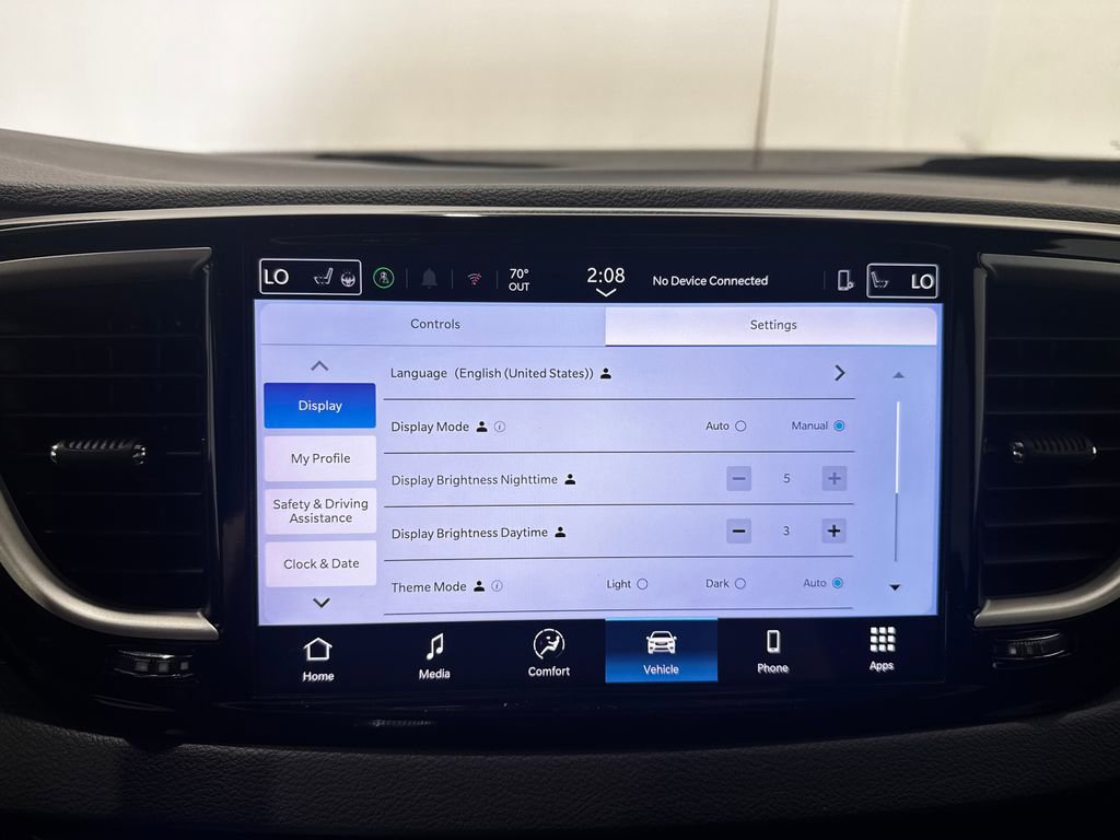 Used 2025 Chrysler Pacifica Select FWD image 29