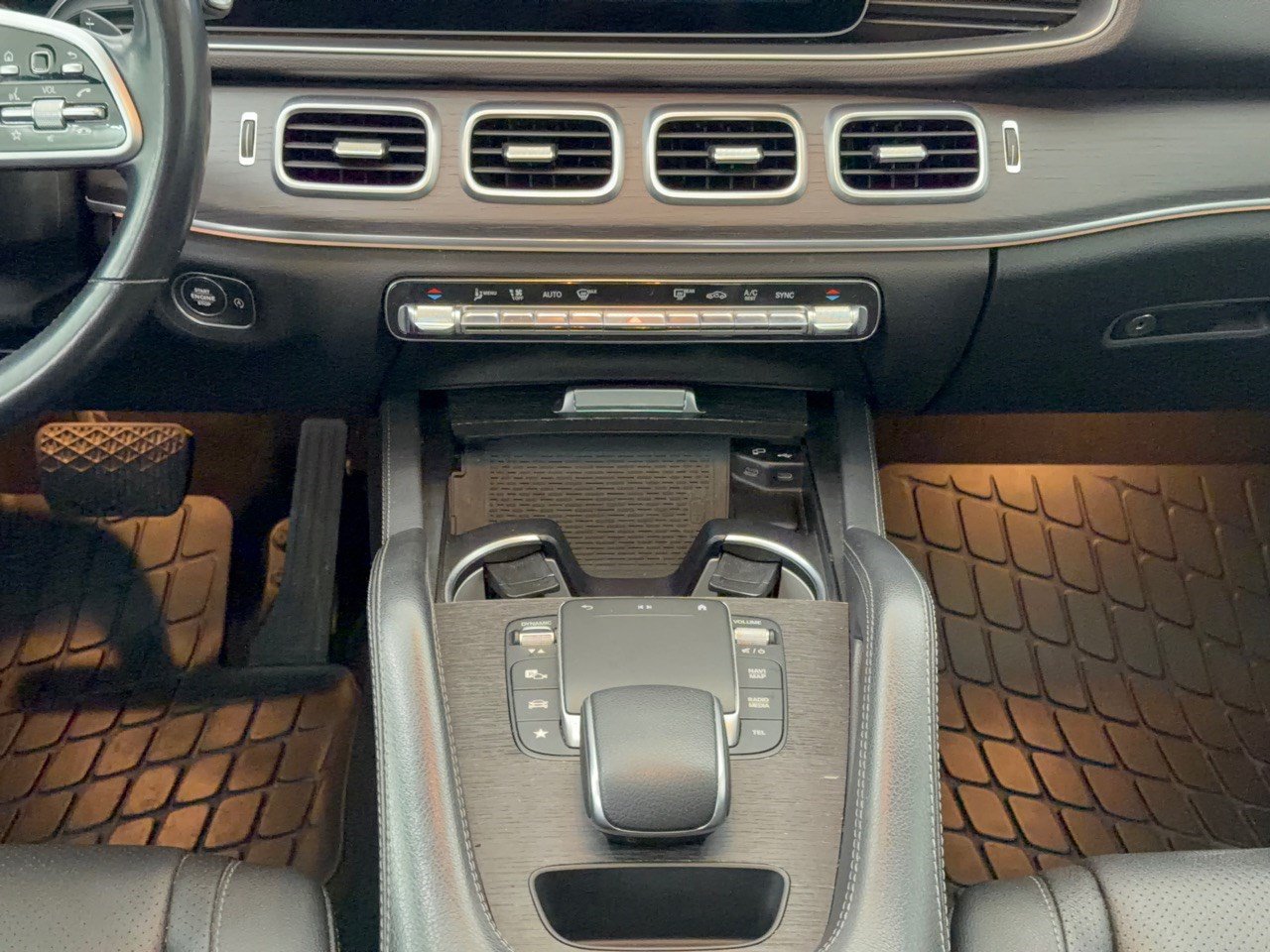 Used 2021 Mercedes-Benz GLE 350 4MATIC image 22