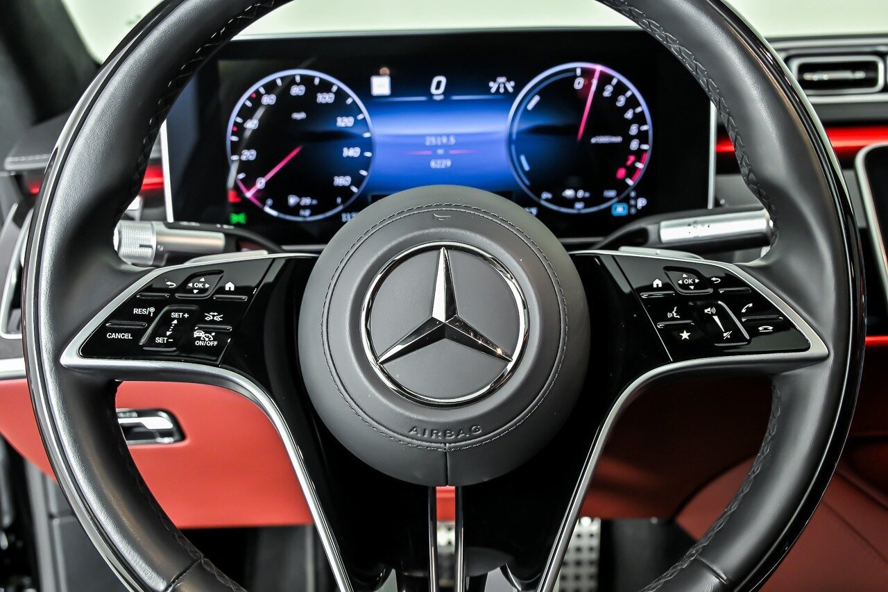 Used 2024 Mercedes-Benz S 580e 4MATIC Sedan image 24