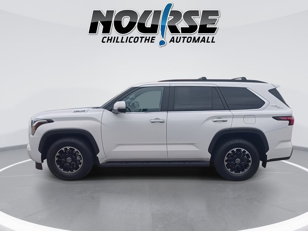 Used 2024 Toyota Sequoia SR5 w/ SR5 Premium Package image 5