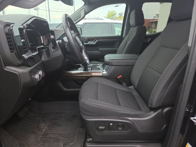 Used 2023 GMC Sierra 1500 Elevation w/ Preferred Package AWD/4WD image 13