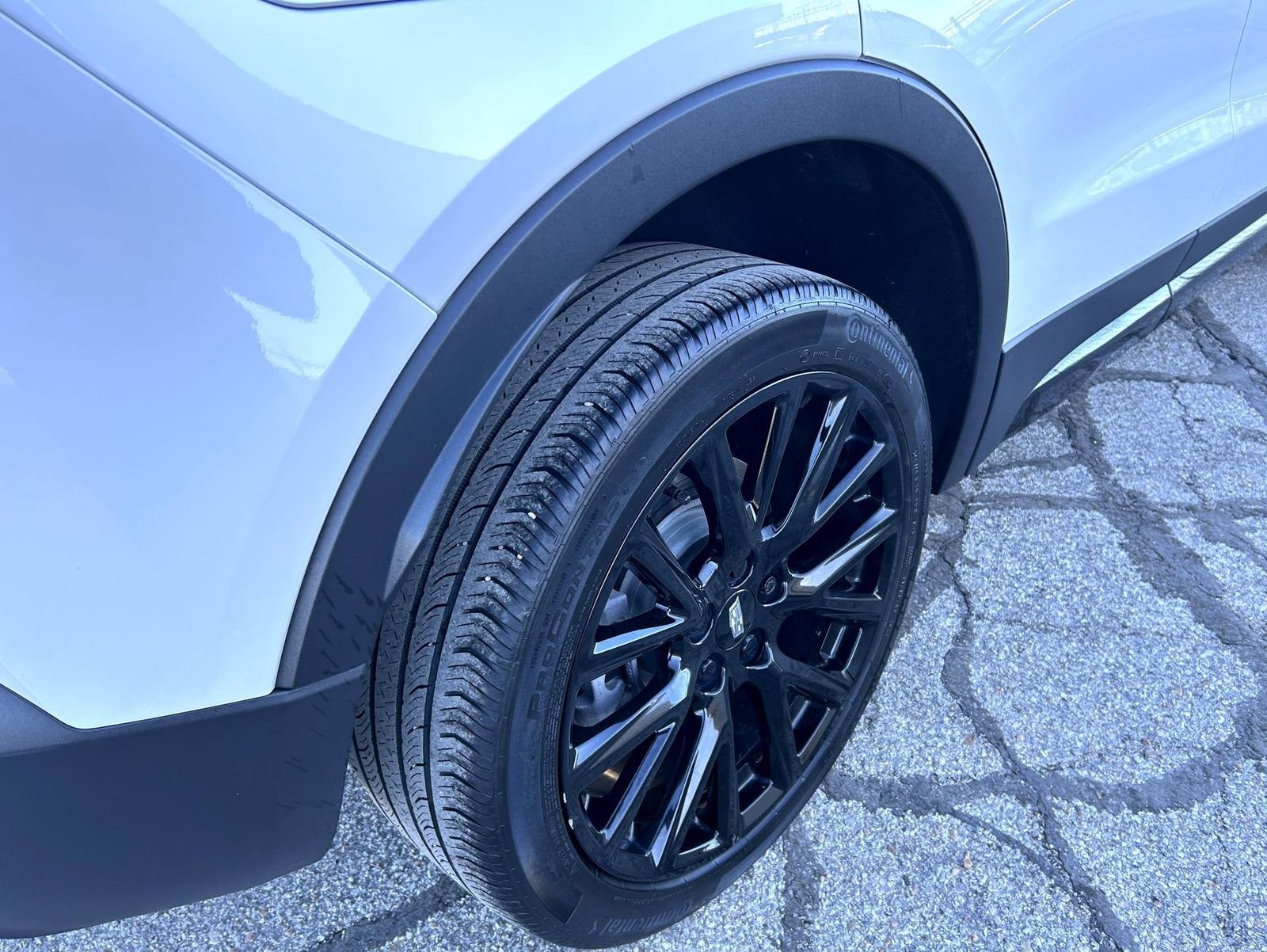 Used 2023 Cadillac XT4 Sport w/ Cold Weather Package image 13