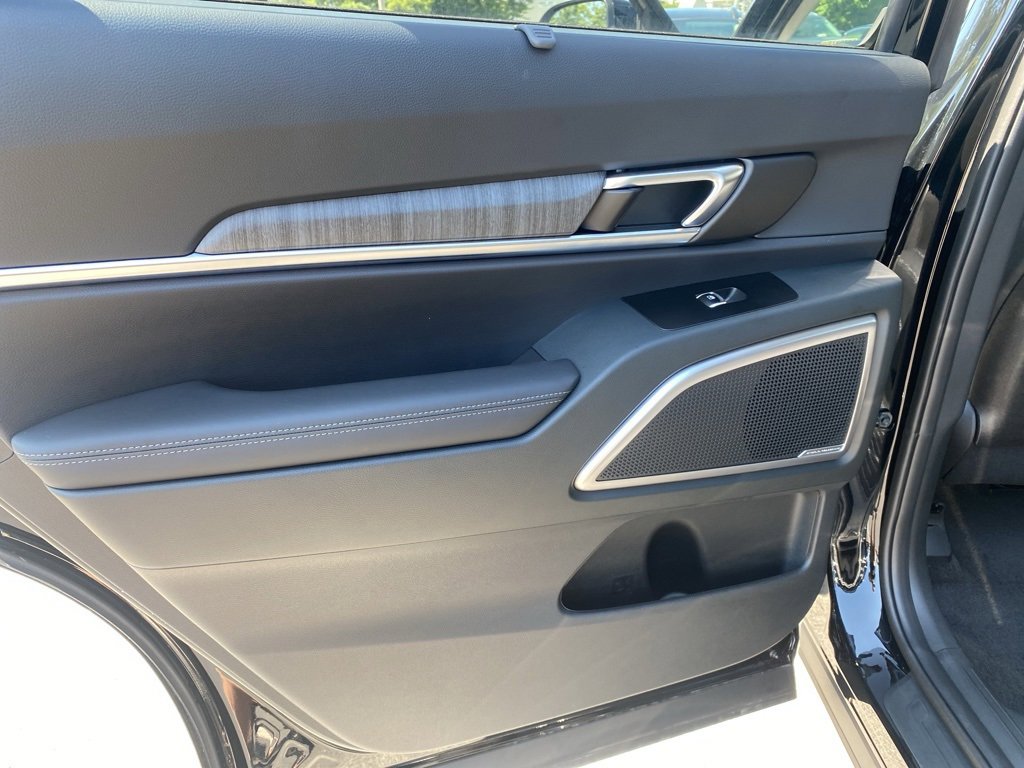 New 2025 Kia Telluride EX w/ EX Captain's Chair Package image 15