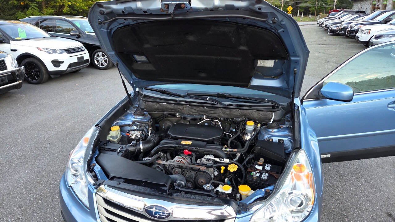Used 2011 Subaru Outback 2.5i Limited AWD/4WD image 48