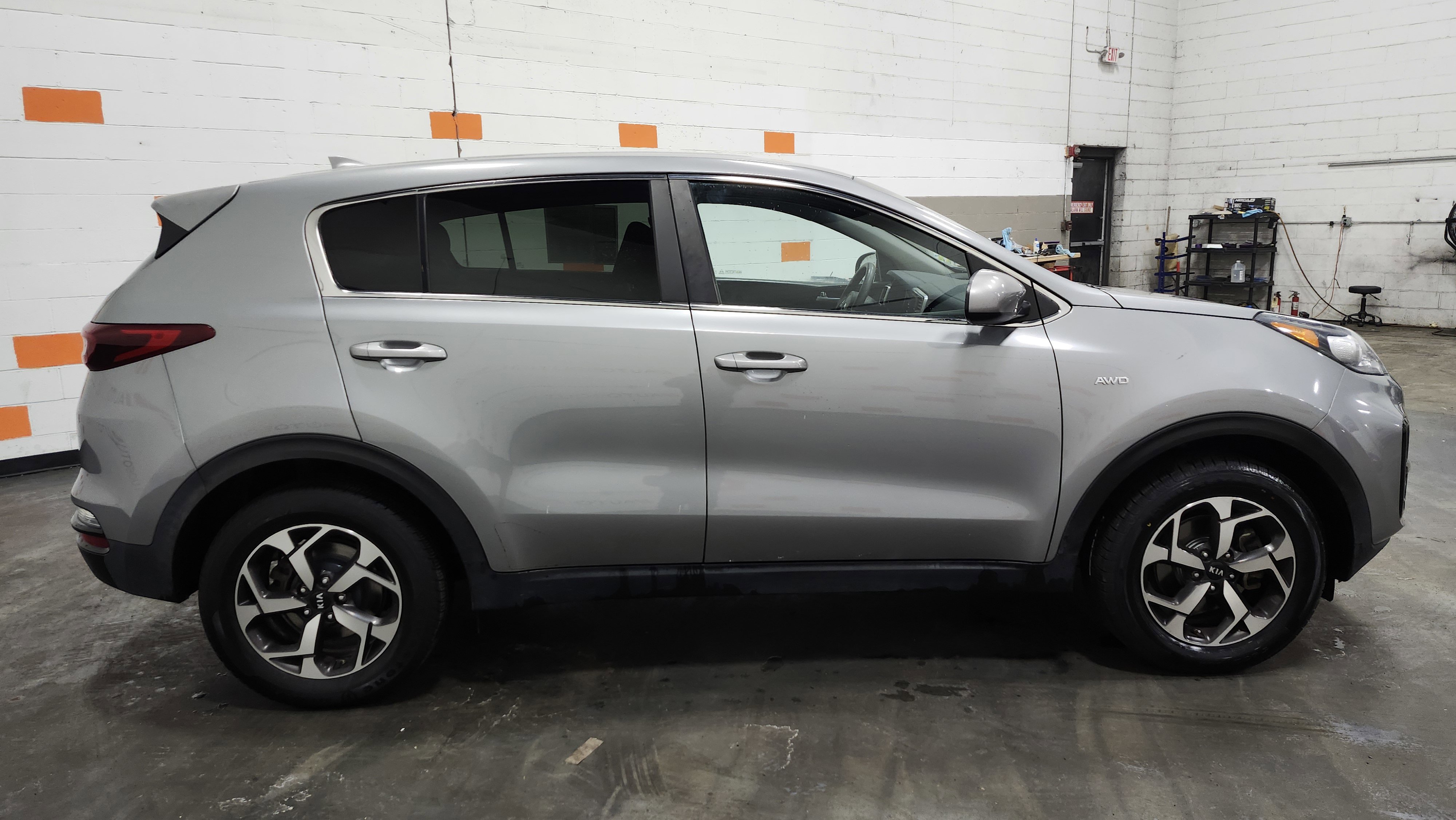 Used 2021 Kia Sportage LX image 16