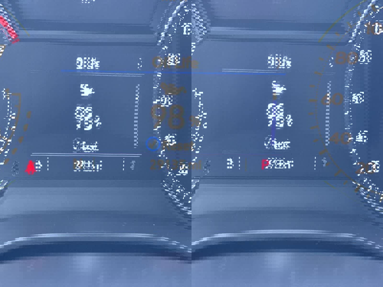 Used 2022 Cadillac XT5 Luxury w/ LPO, Floor Liner Package image 31