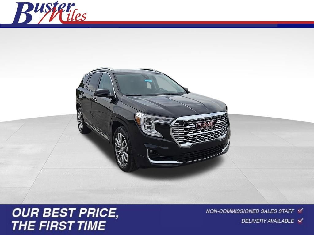 Used 2024 GMC Terrain Denali AWD/4WD image 1