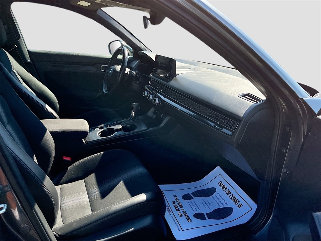 Used 2023 Honda Civic Sport image 25