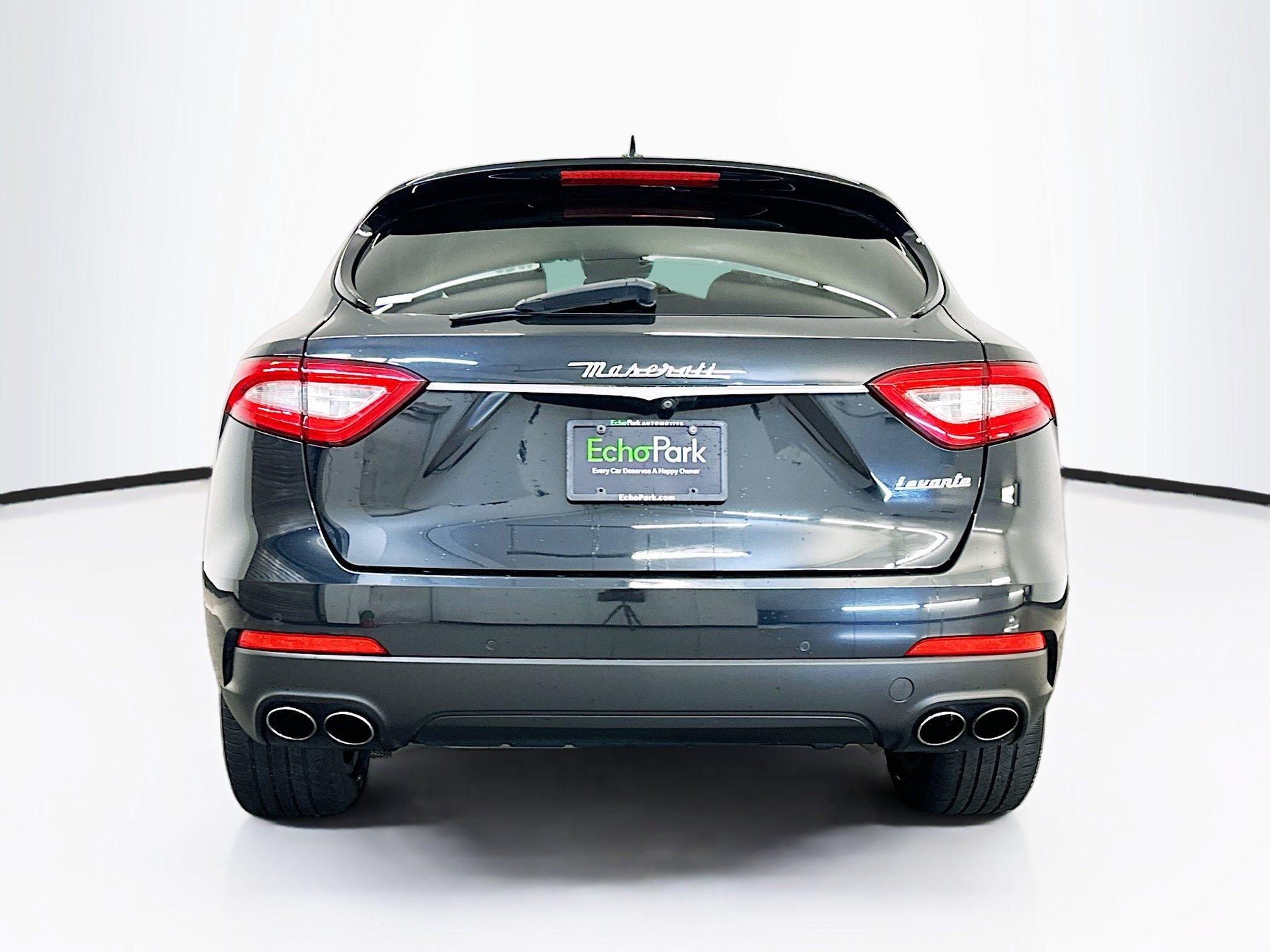 Used 2017 Maserati Levante AWD/4WD image 7