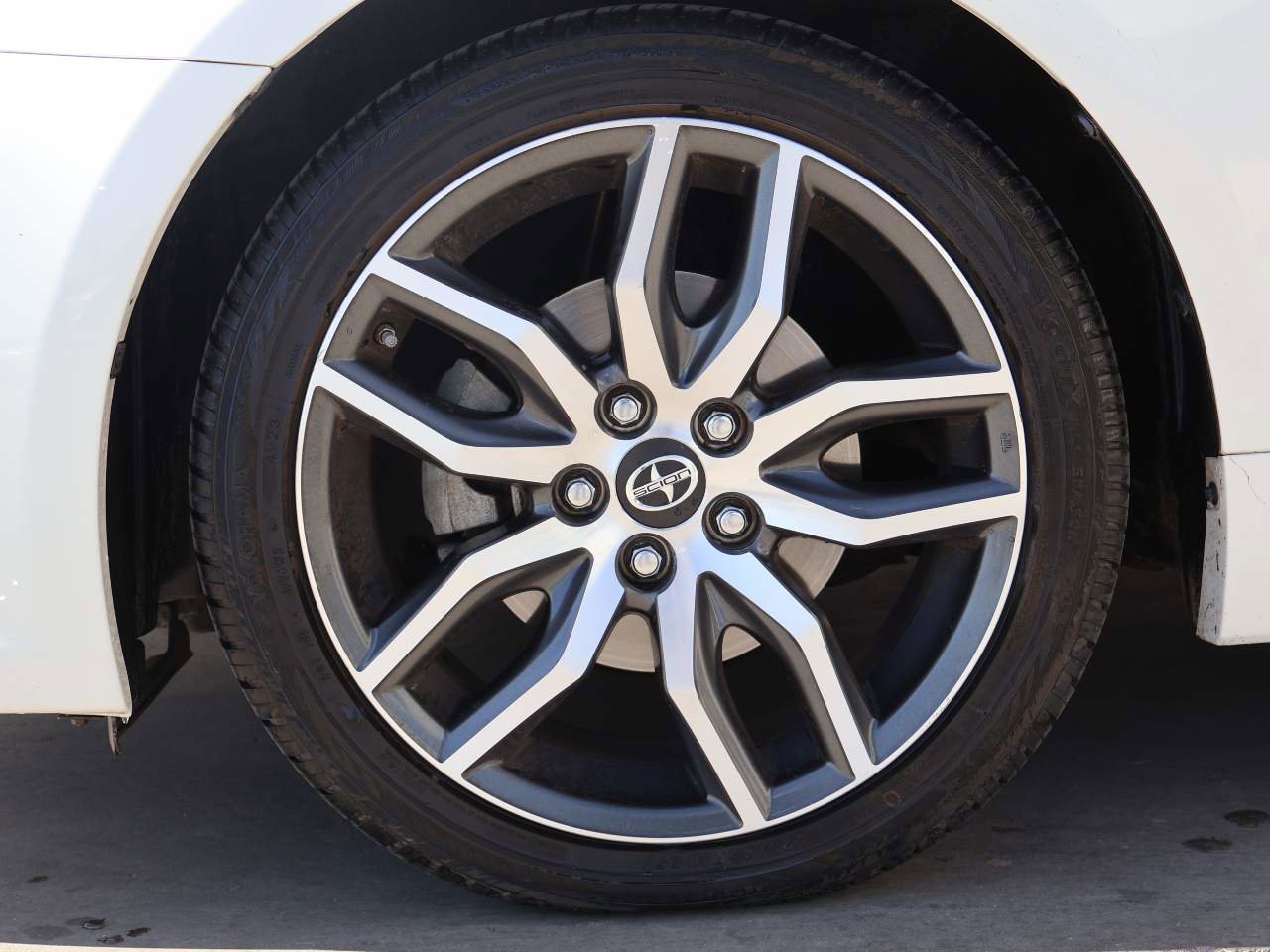 Used 2016 Scion tC FWD image 6