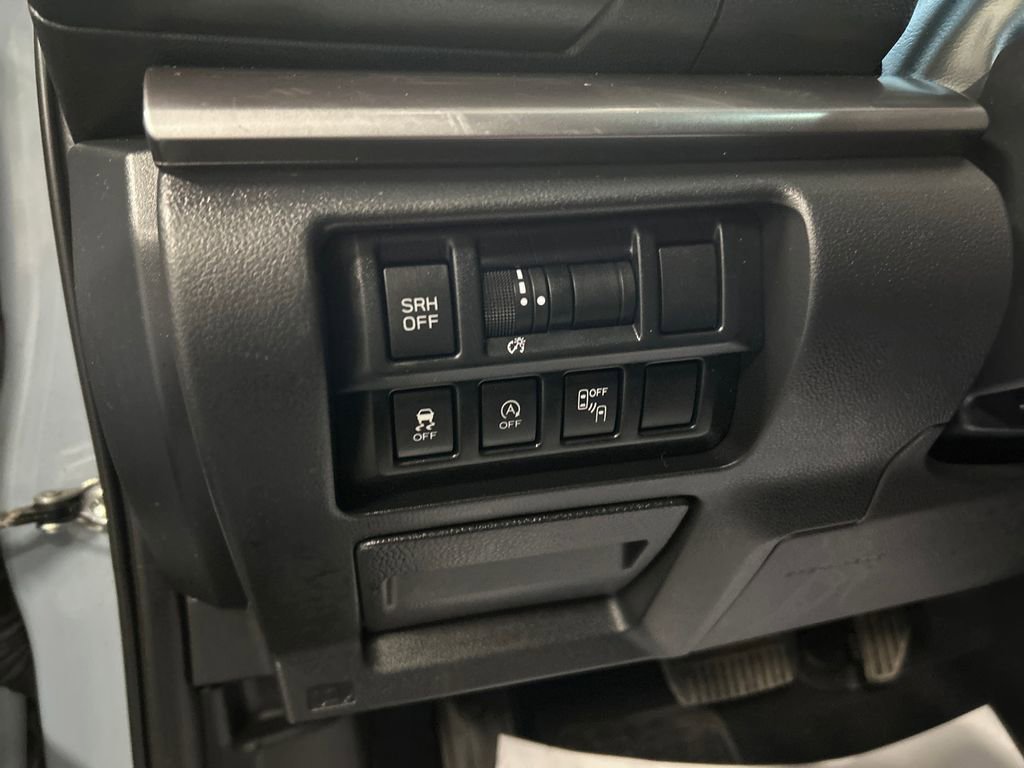 Used 2020 Subaru Crosstrek 2.0i Limited w/ Moonroof Package w/Navigation image 23