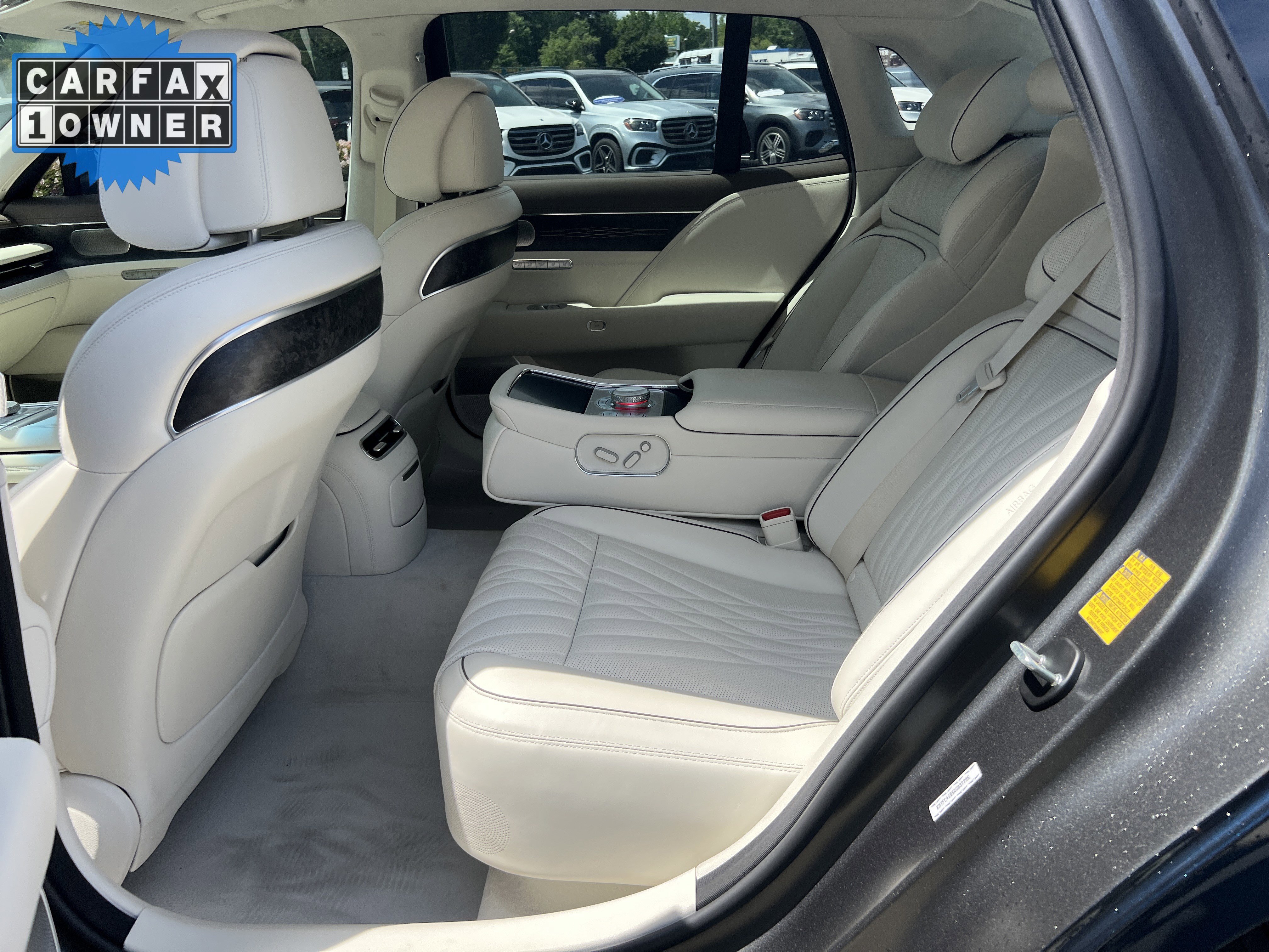 Used 2024 Genesis G90 3.5T image 32