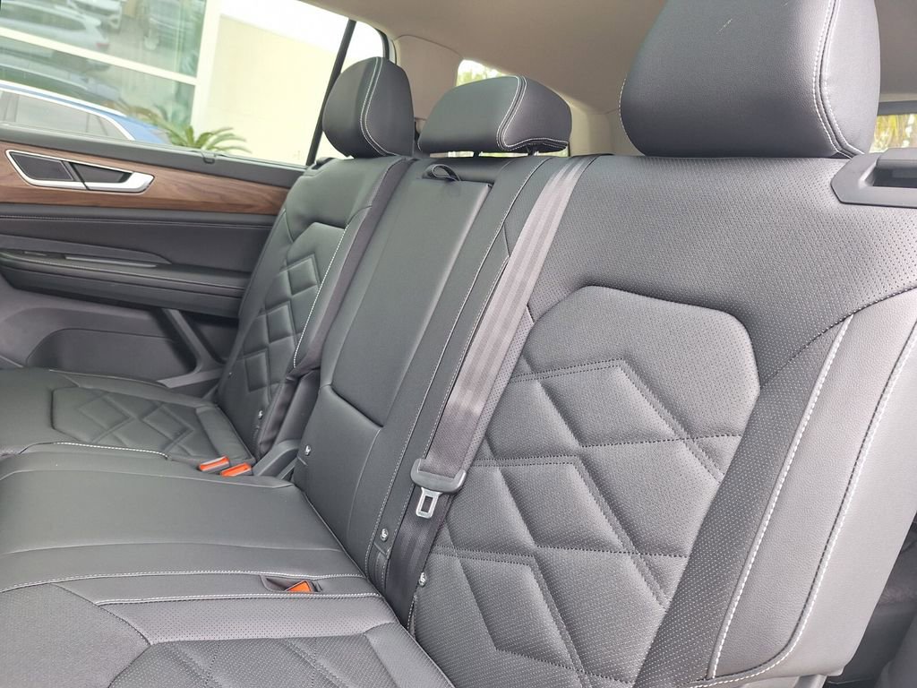 New 2026 Volkswagen Atlas SE image 24