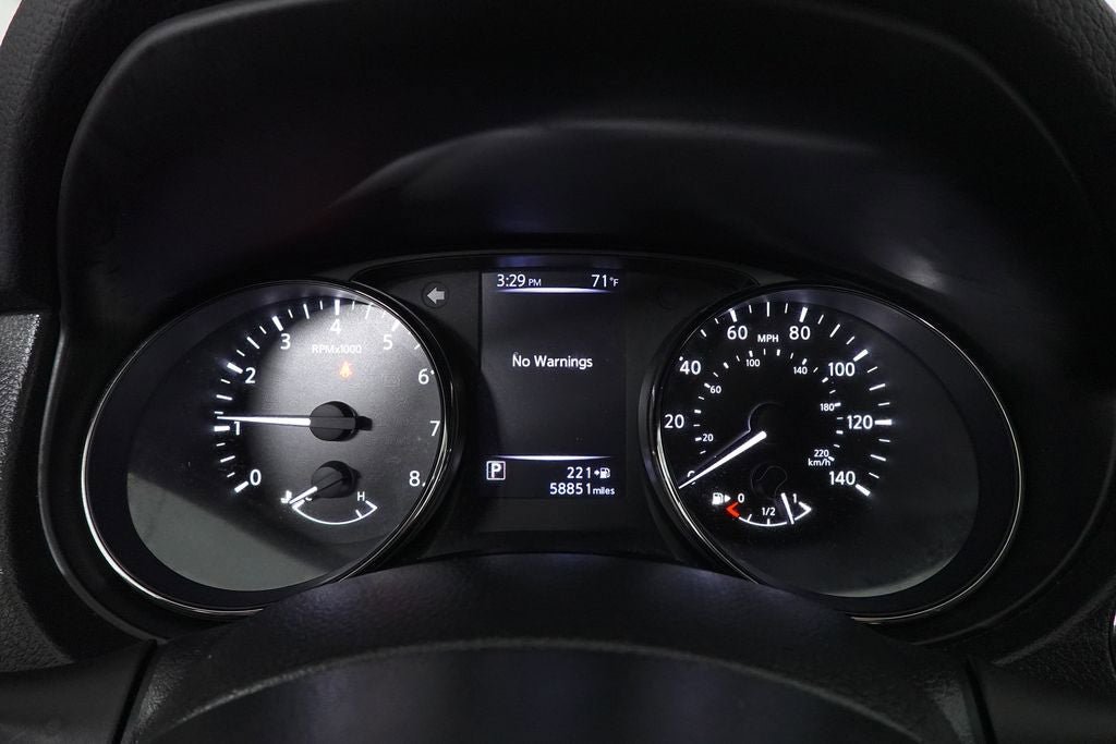 Used 2017 Nissan Rogue Sport SL FWD image 15