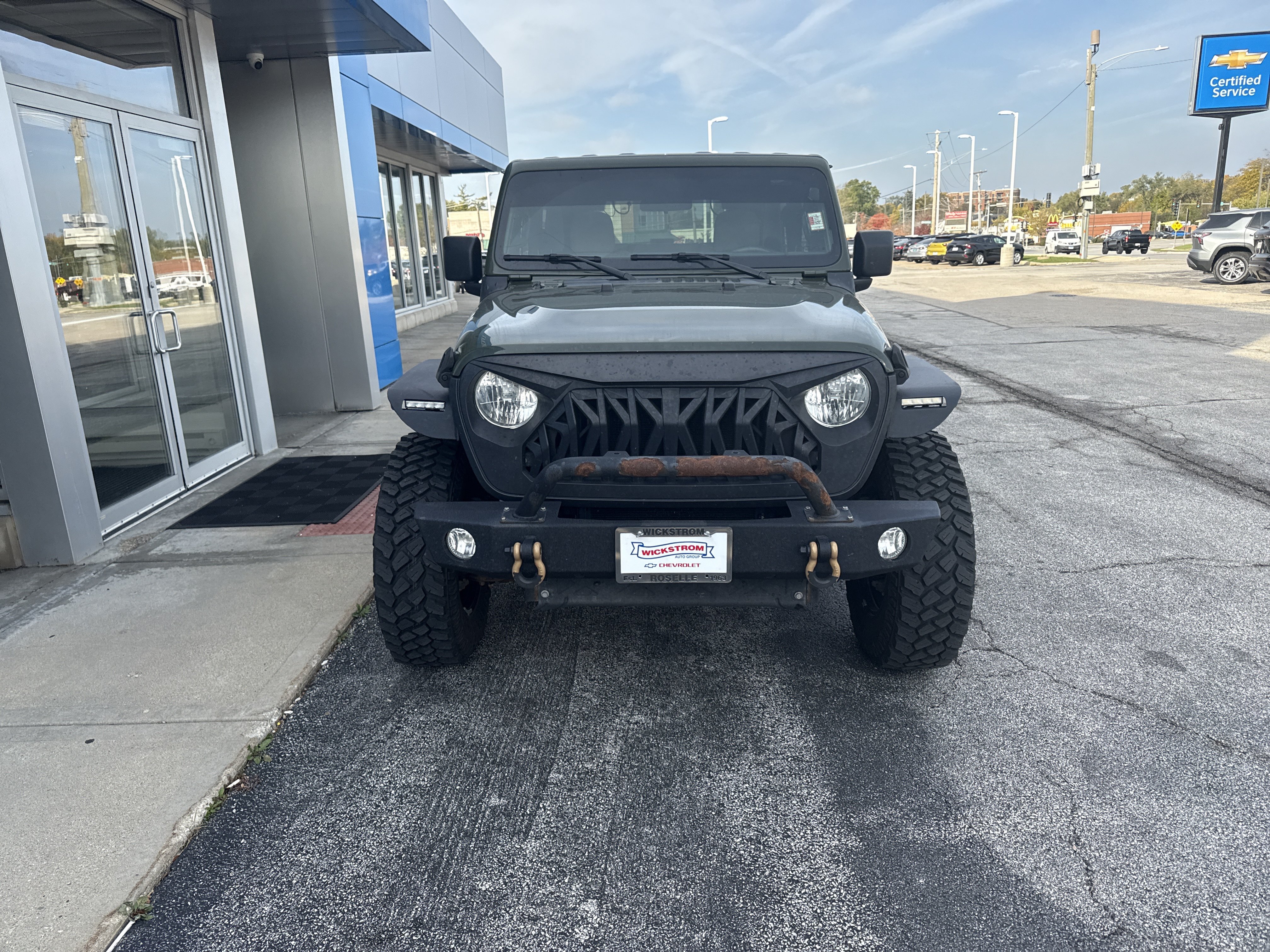Used 2021 Jeep Wrangler Sport AWD/4WD image 3
