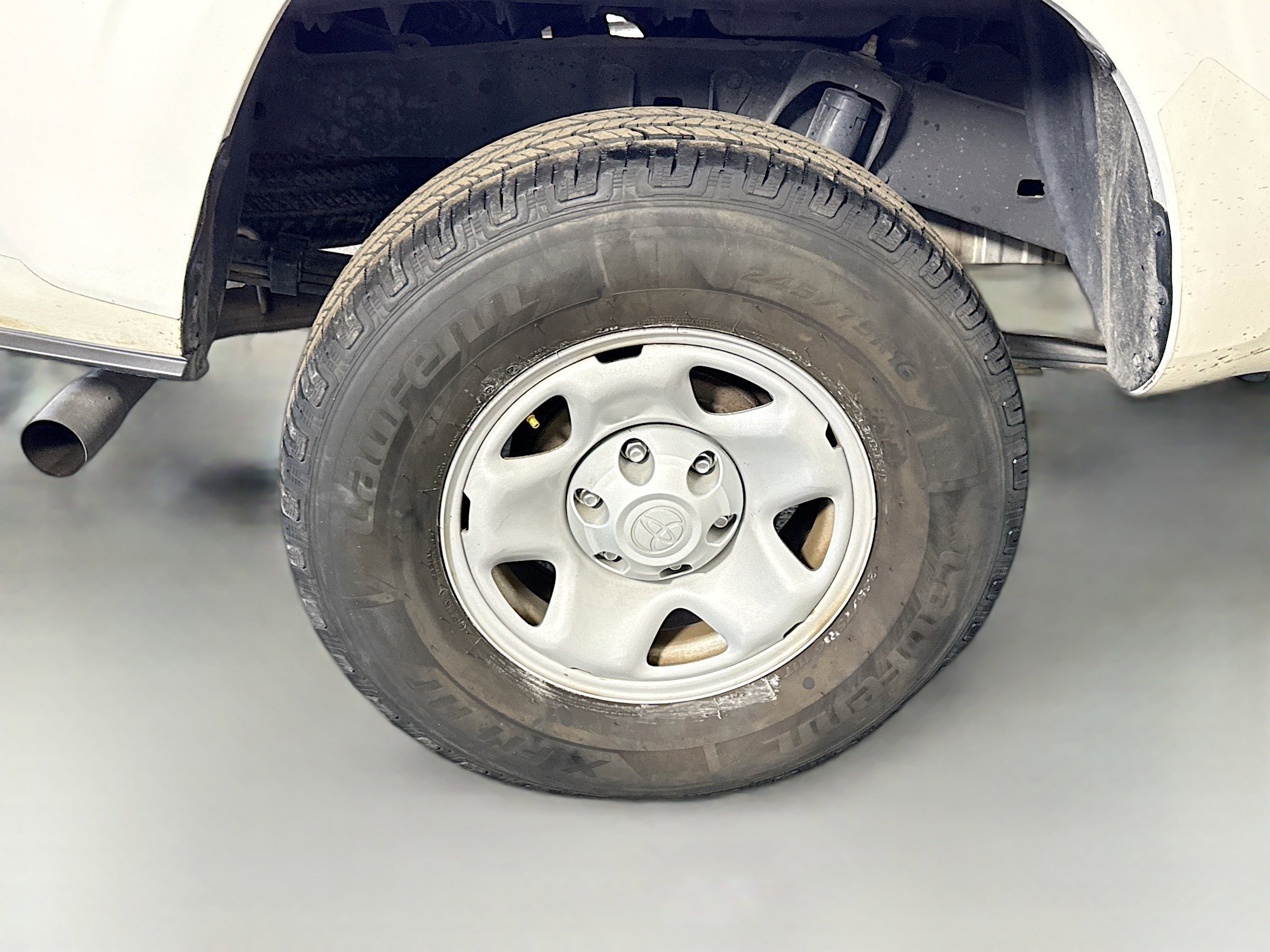 Used 2022 Toyota Tacoma SR image 32