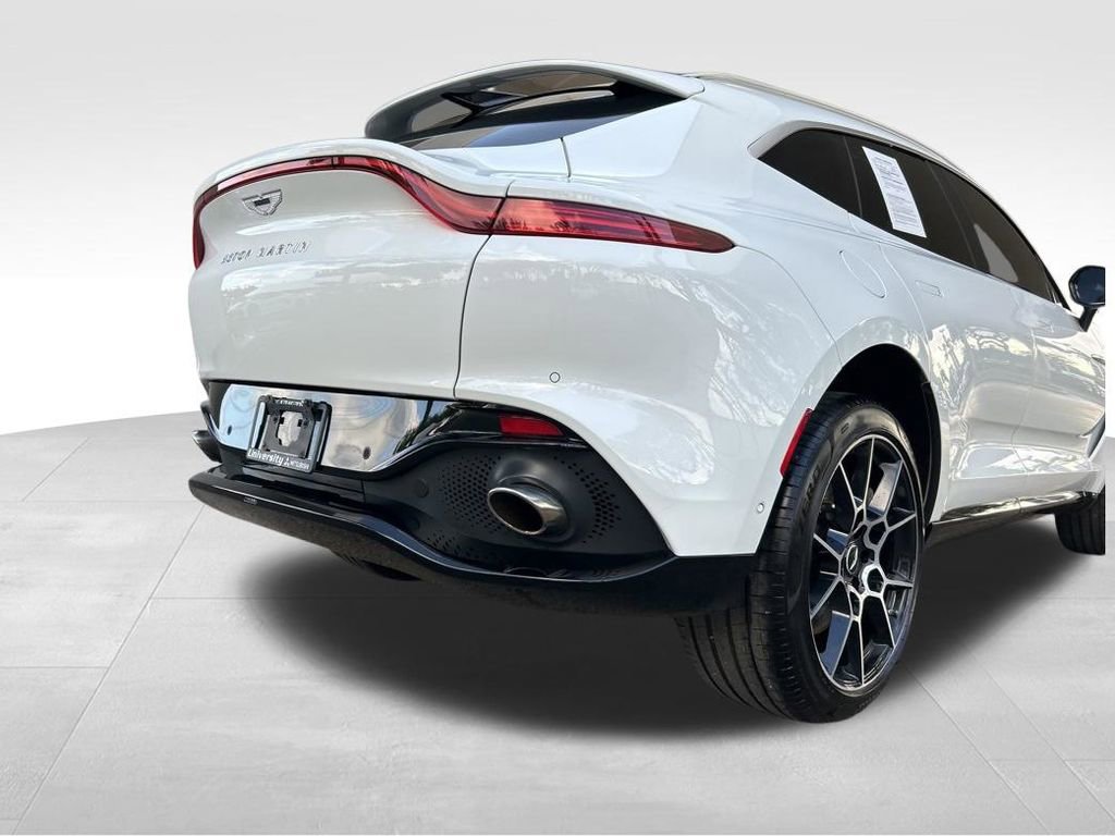 Used 2021 Aston Martin DBX image 23