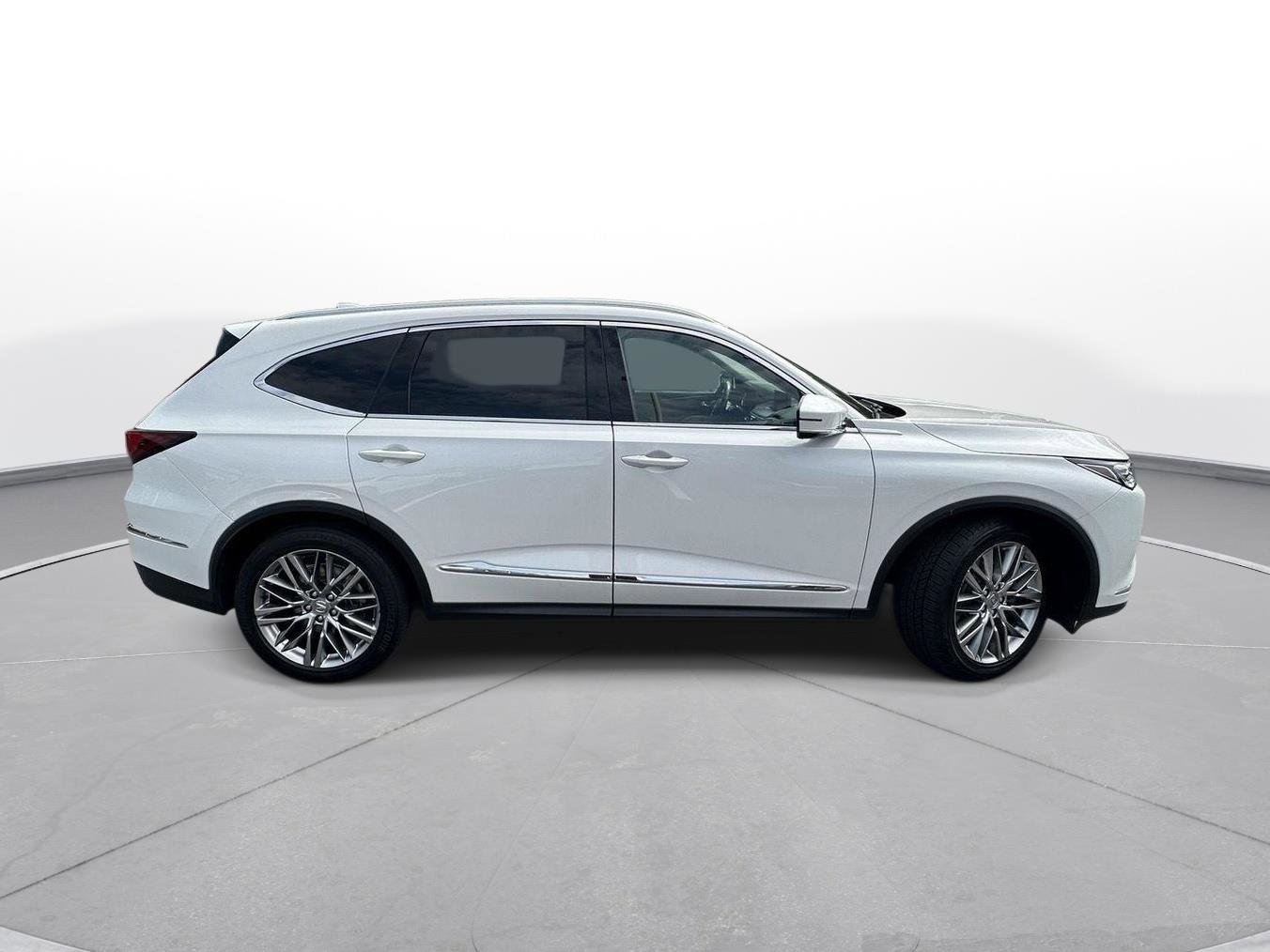 Used 2023 Acura MDX SH-AWD w/ Advance Package image 5