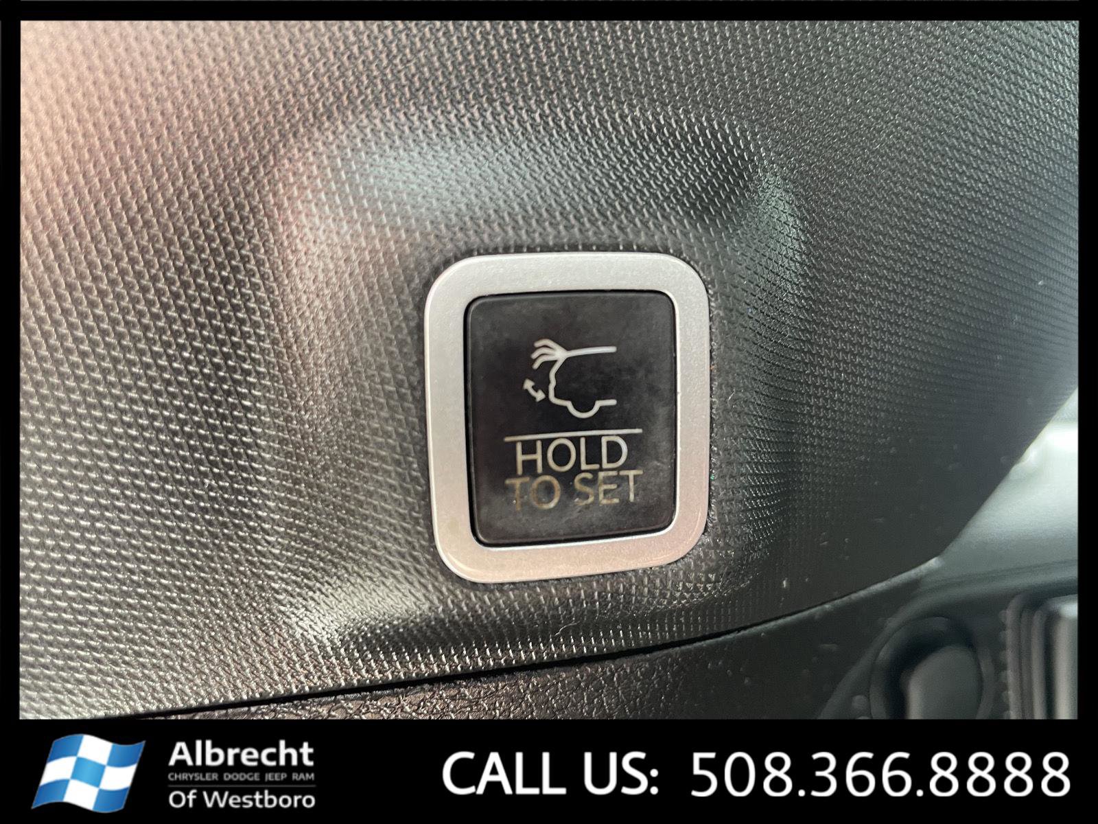 Used 2023 Jeep Grand Cherokee Summit w/ Adv Protech Group IV image 16