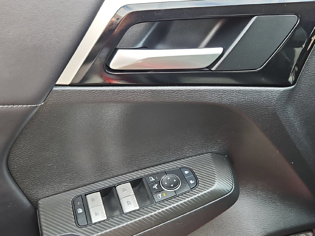 Used 2025 Mitsubishi Outlander SE AWD/4WD image 10