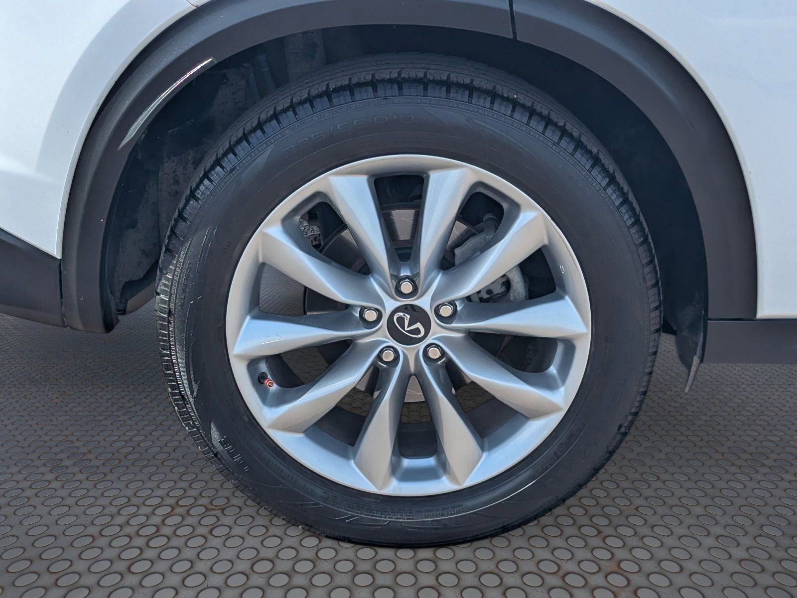 Used 2021 INFINITI QX50 Luxe image 10