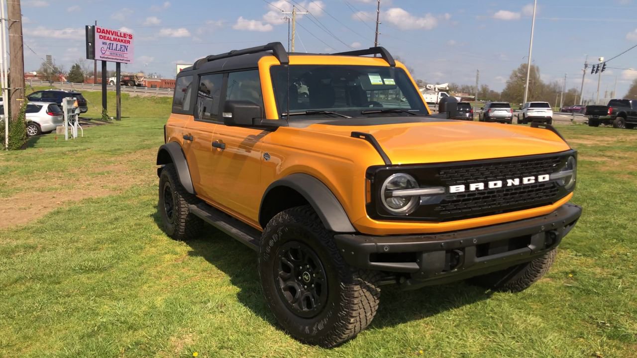 Used 2022 Ford Bronco Wildtrak image 9