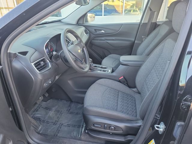 Used 2023 Chevrolet Equinox Premier image 11