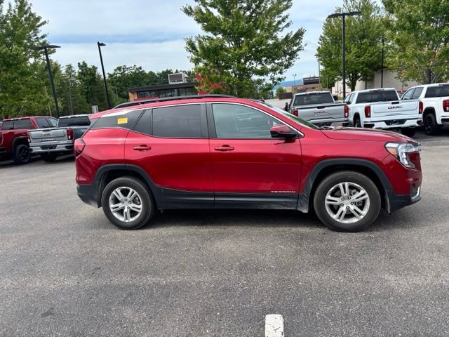 Used 2023 GMC Terrain SLE w/ Driver Convenience Package AWD/4WD image 5