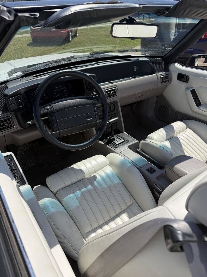 Used 1991 Ford Mustang LX RWD image 8