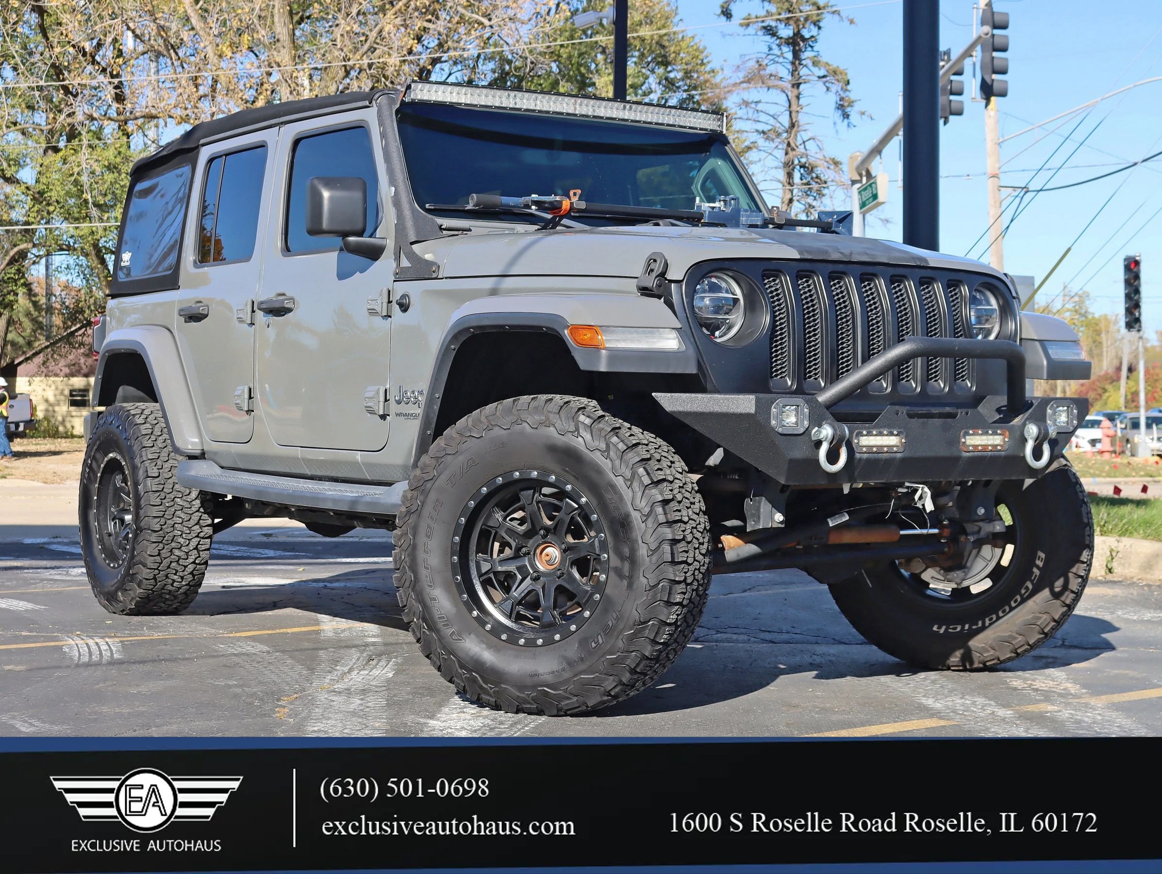 Used 2019 Jeep Wrangler Unlimited Sahara AWD/4WD image 1