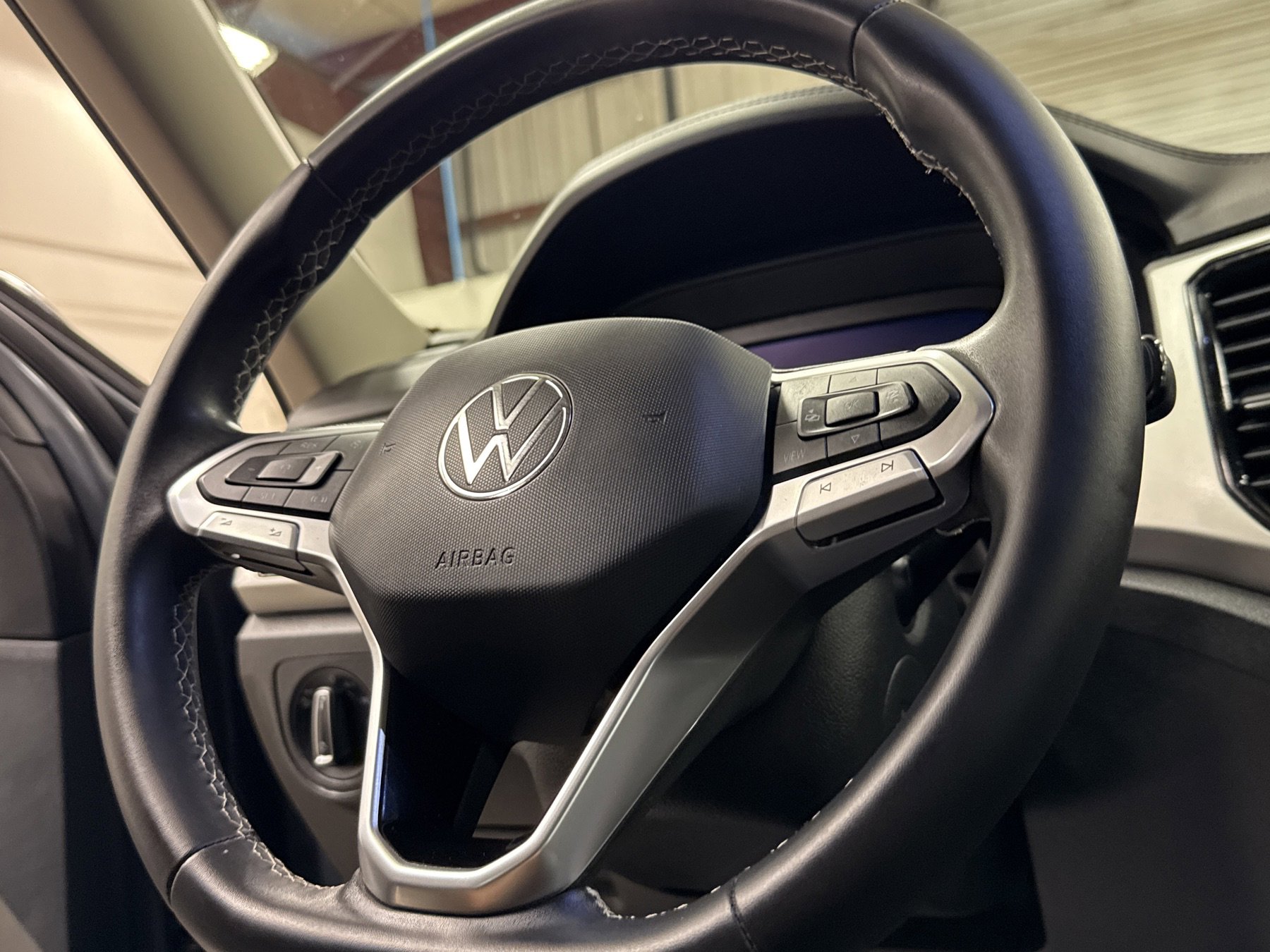 Used 2022 Volkswagen Atlas SE image 10