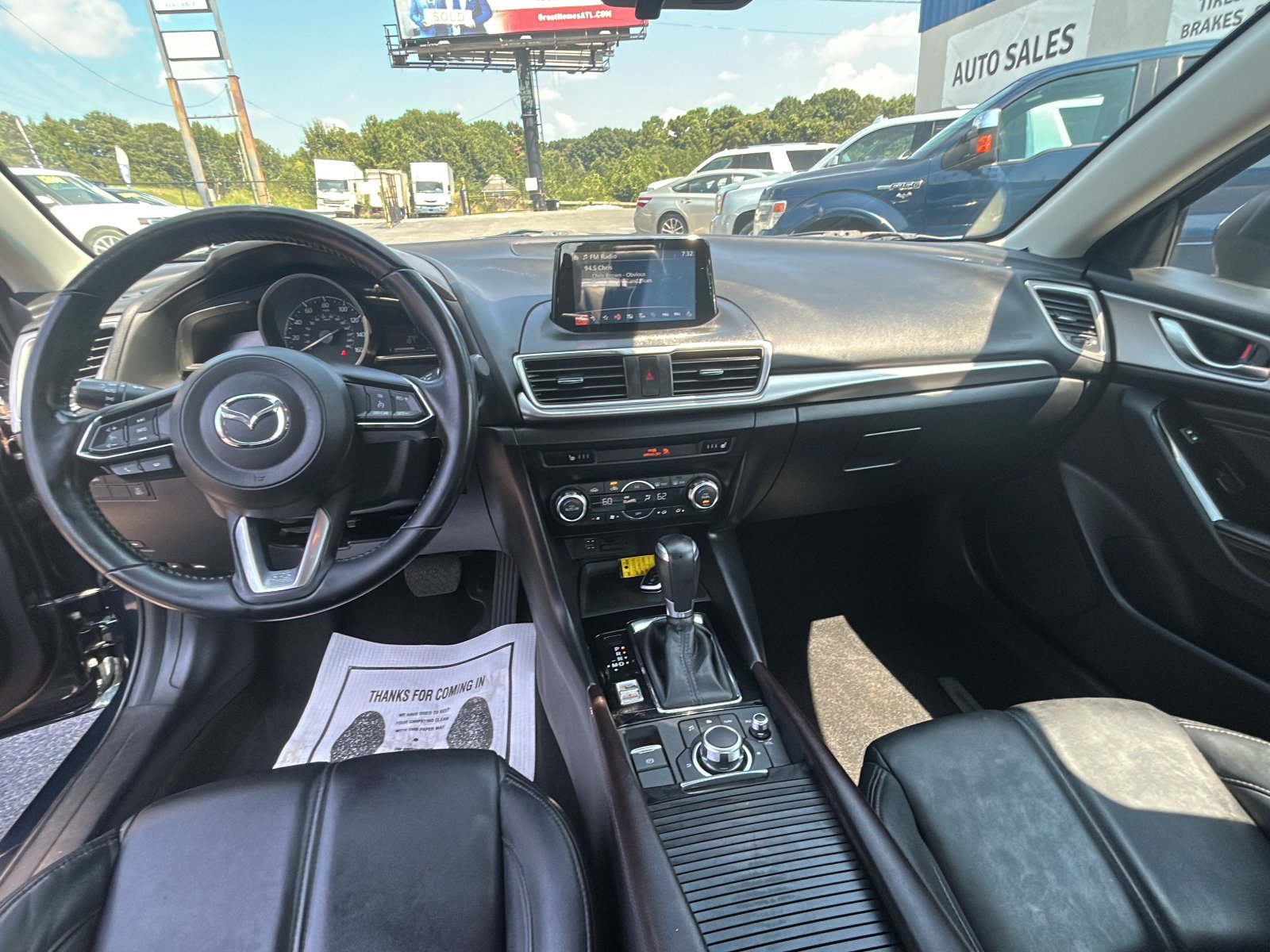 Used 2017 MAZDA MAZDA3 Touring FWD image 20