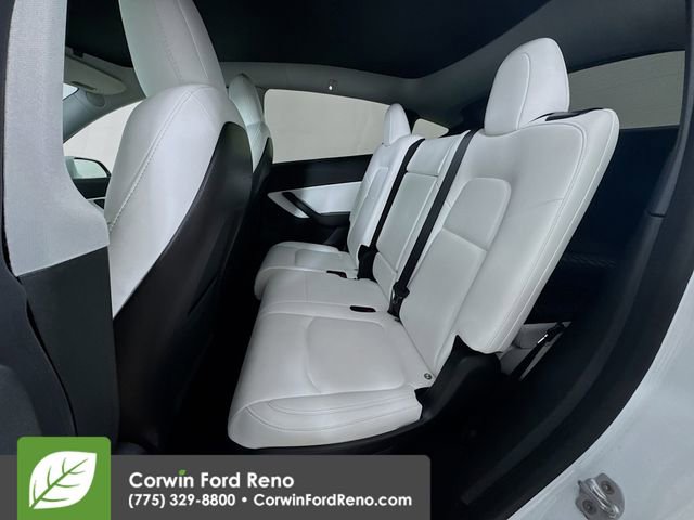 Used 2021 Tesla Model Y Long Range image 24