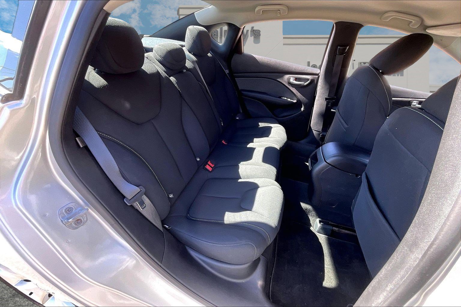 Used 2013 Dodge Dart SXT image 23