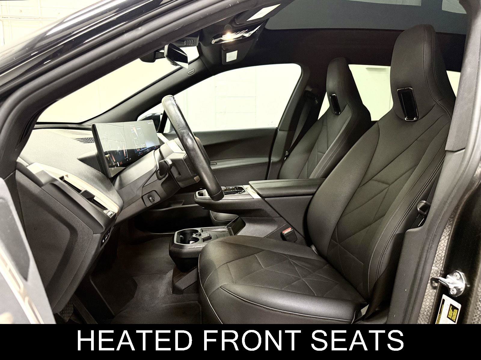 Used 2024 BMW iX xDrive50 w/ Sport Package AWD/4WD image 16