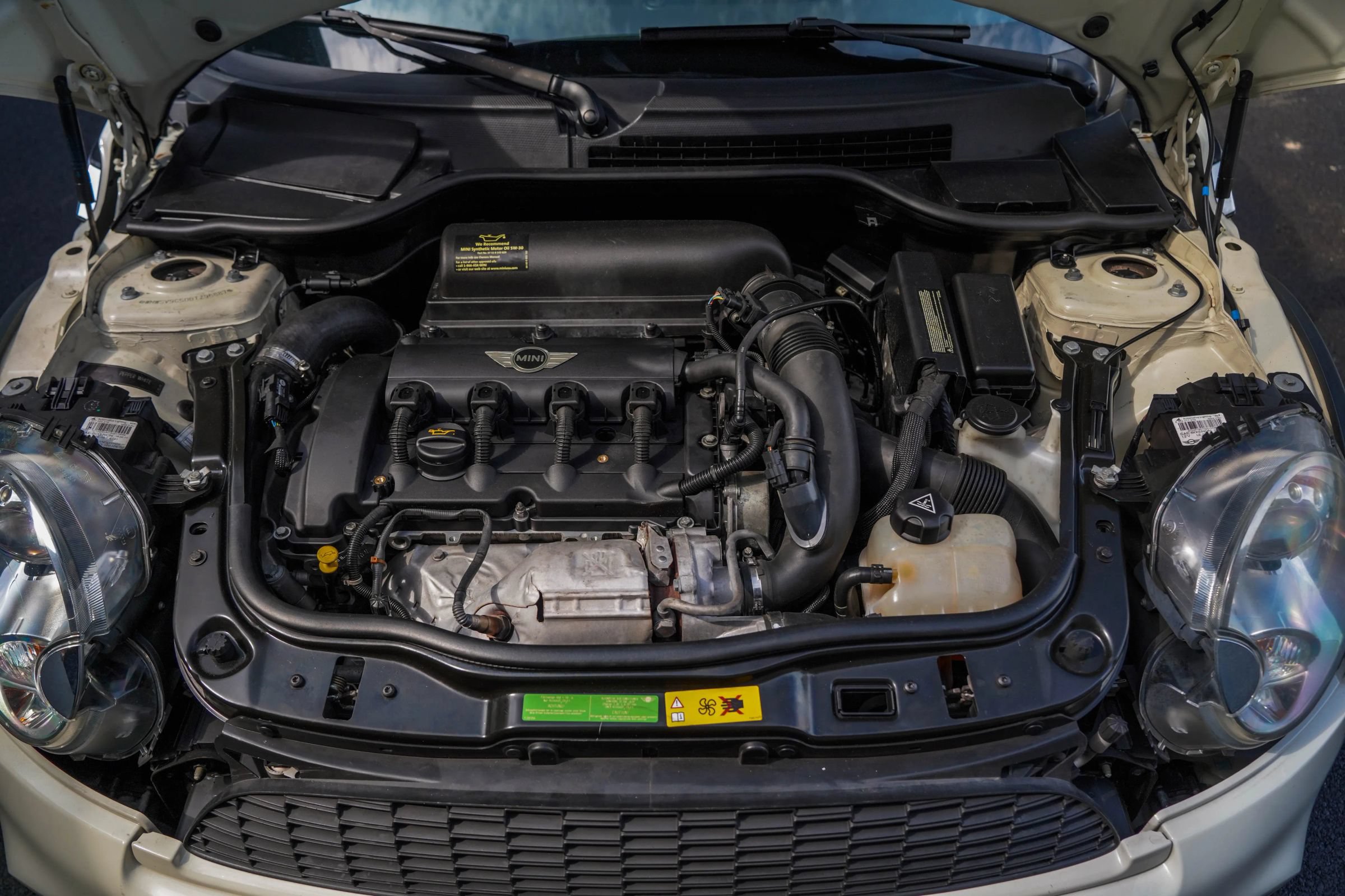 Used 2011 MINI Cooper John Cooper Works FWD image 26