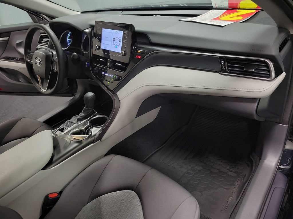 Used 2024 Toyota Camry LE FWD image 23