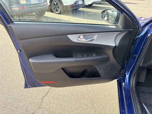 Used 2023 Kia Forte LXS w/ LXS Technology Package image 13