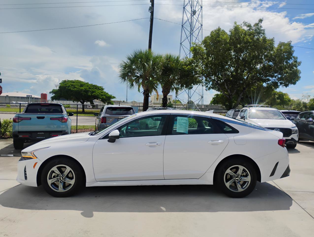 Used 2021 Kia K5 LXS FWD image 2