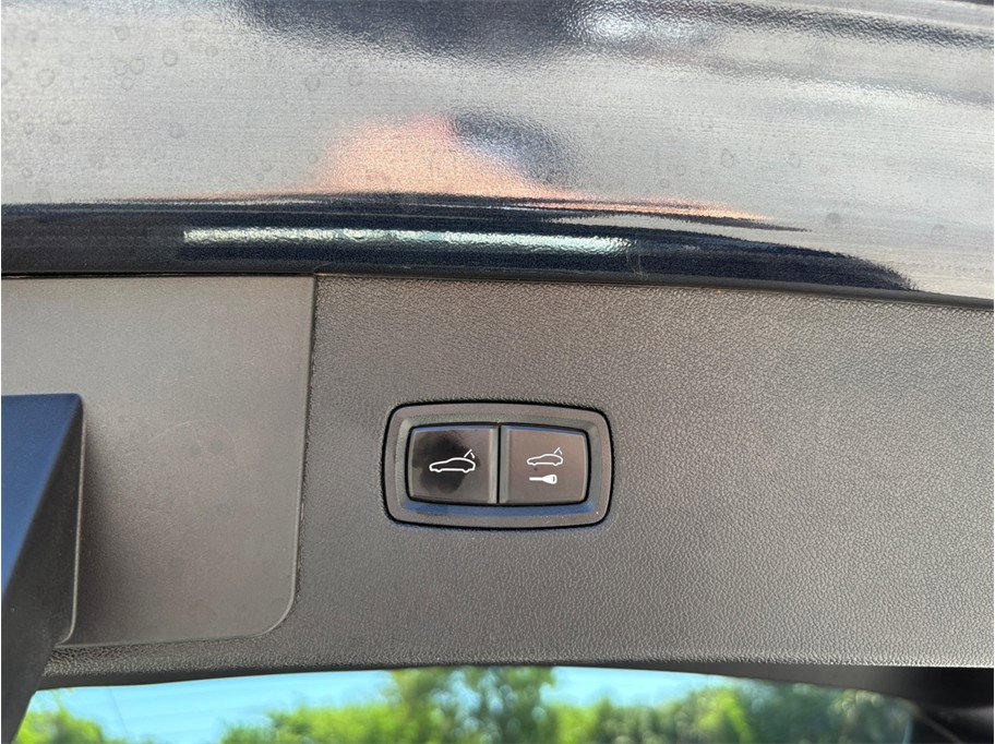 Used 2020 Porsche Cayenne image 53