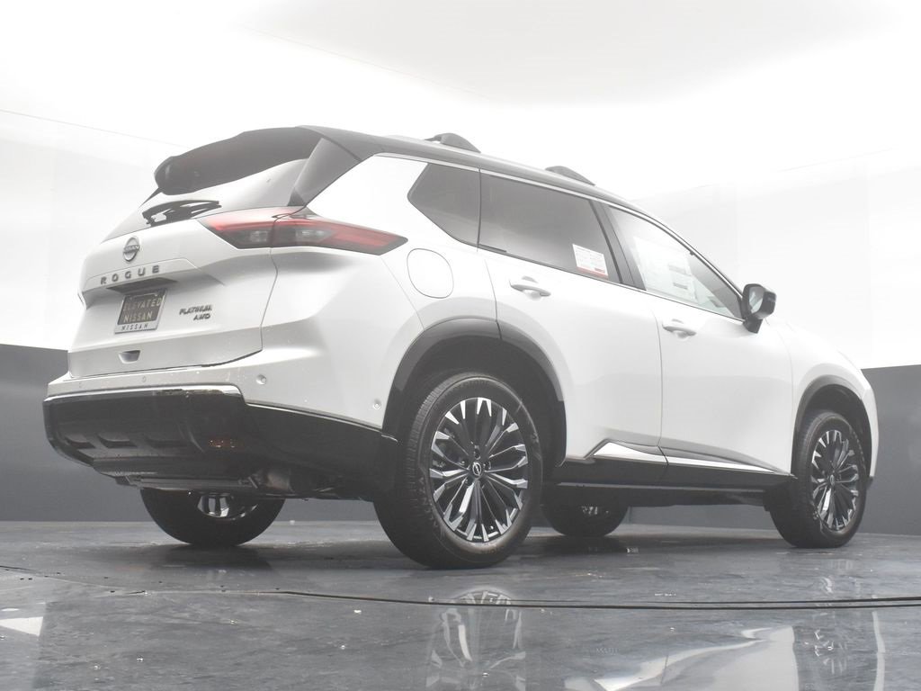 New 2026 Nissan Rogue Platinum image 32