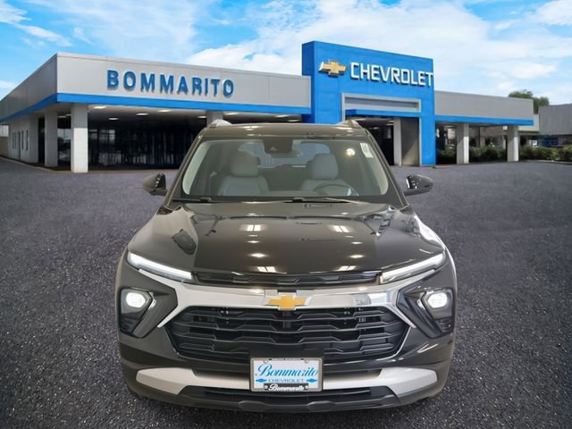 Used 2025 Chevrolet TrailBlazer LT w/ Convenience Package image 5