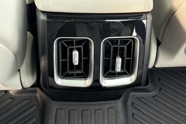 Certified 2025 Kia Sorento SX Prestige image 17