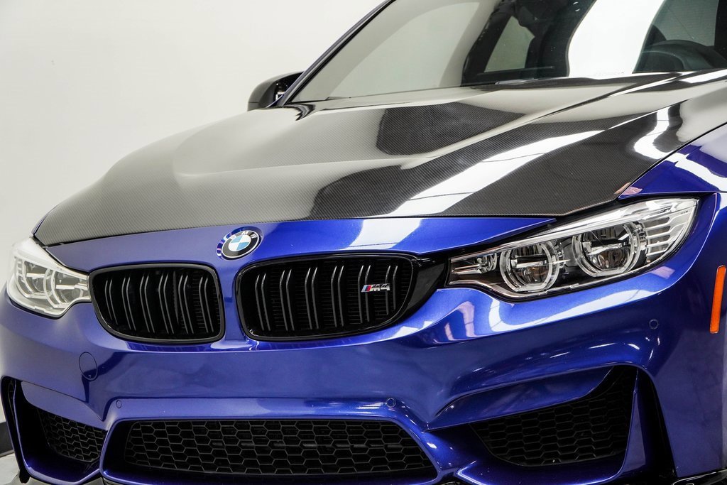 Used 2019 BMW M4 CS w/ Executive Package image 2
