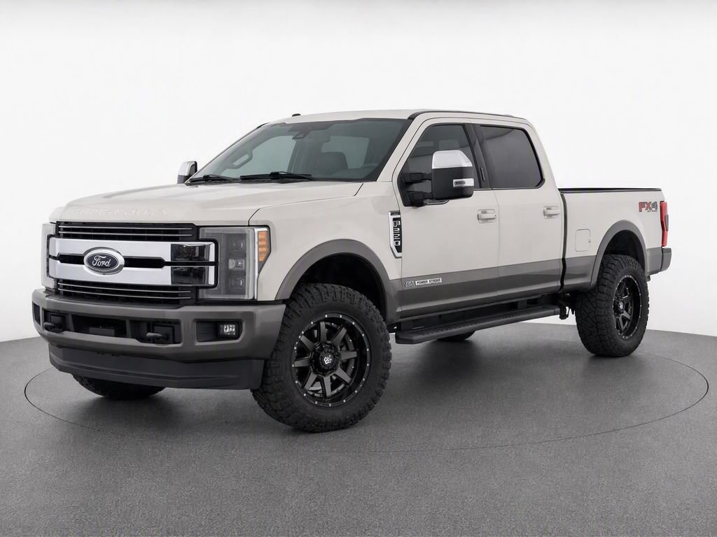 Used 2017 Ford F250 King Ranch w/ FX4 Off-Road Package AWD/4WD image 4