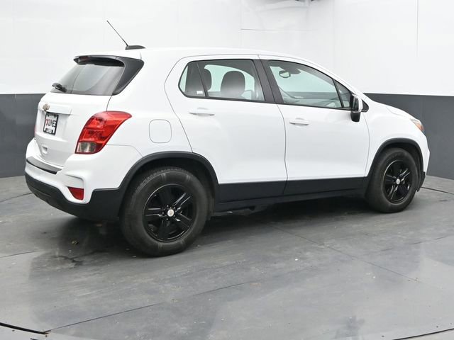 Used 2020 Chevrolet Trax LS FWD image 10